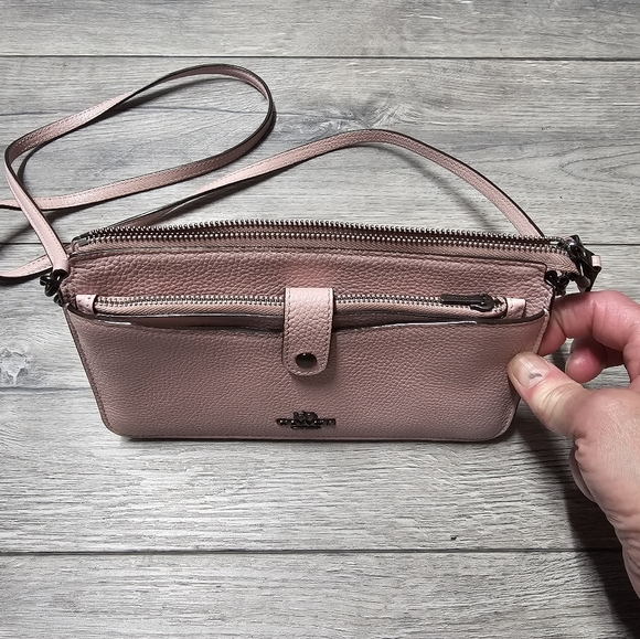 Coach Bags EUC Pastel Pink Noa Pop Up Messenger Crossbody Bag Shoulder Bag - Picture 7 of 13